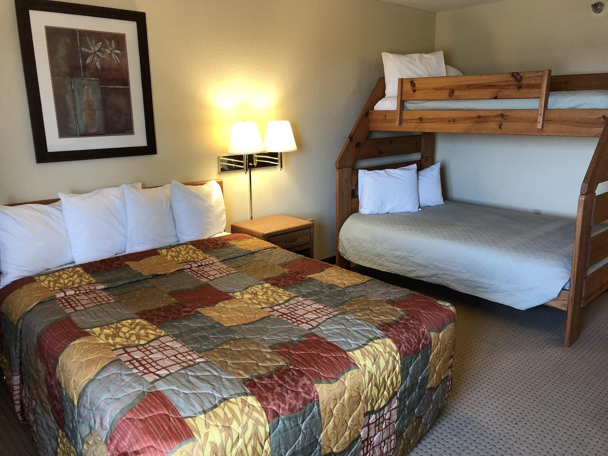 Days Inn By Wyndham Iron Mountain Extérieur photo