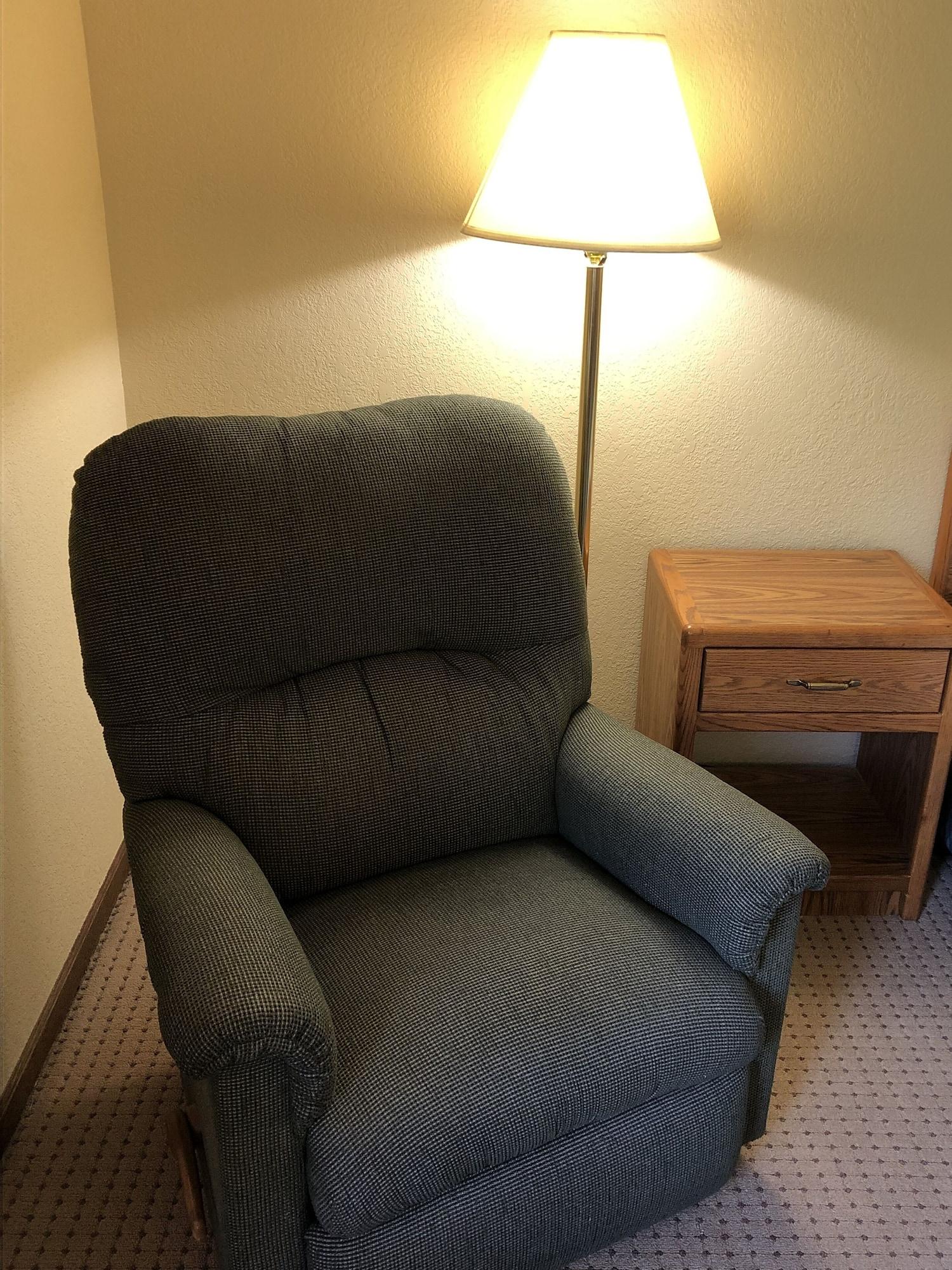 Days Inn By Wyndham Iron Mountain Extérieur photo