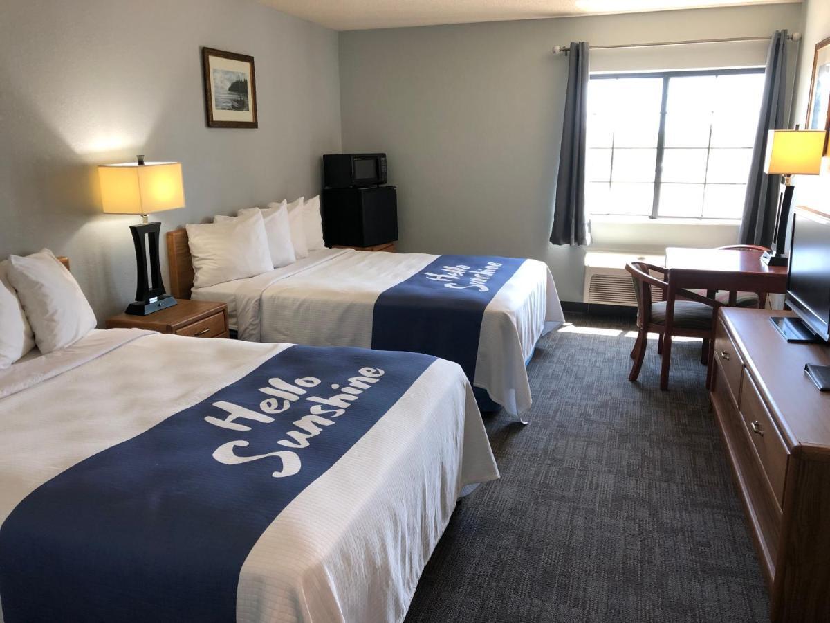 Days Inn By Wyndham Iron Mountain Extérieur photo